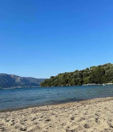Apartament Caretta *